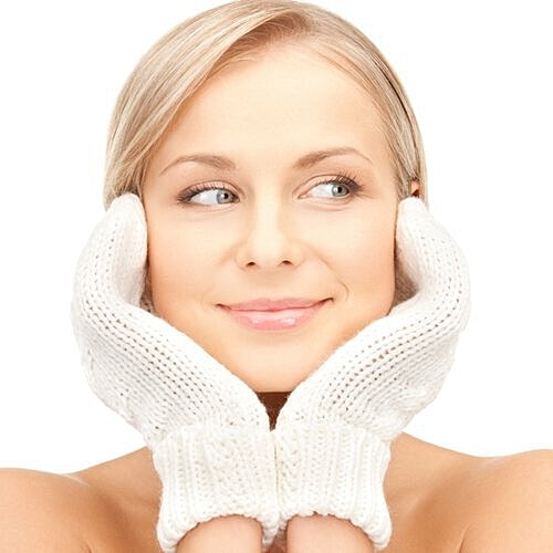 Here are a few ways to care for your skin this winter.