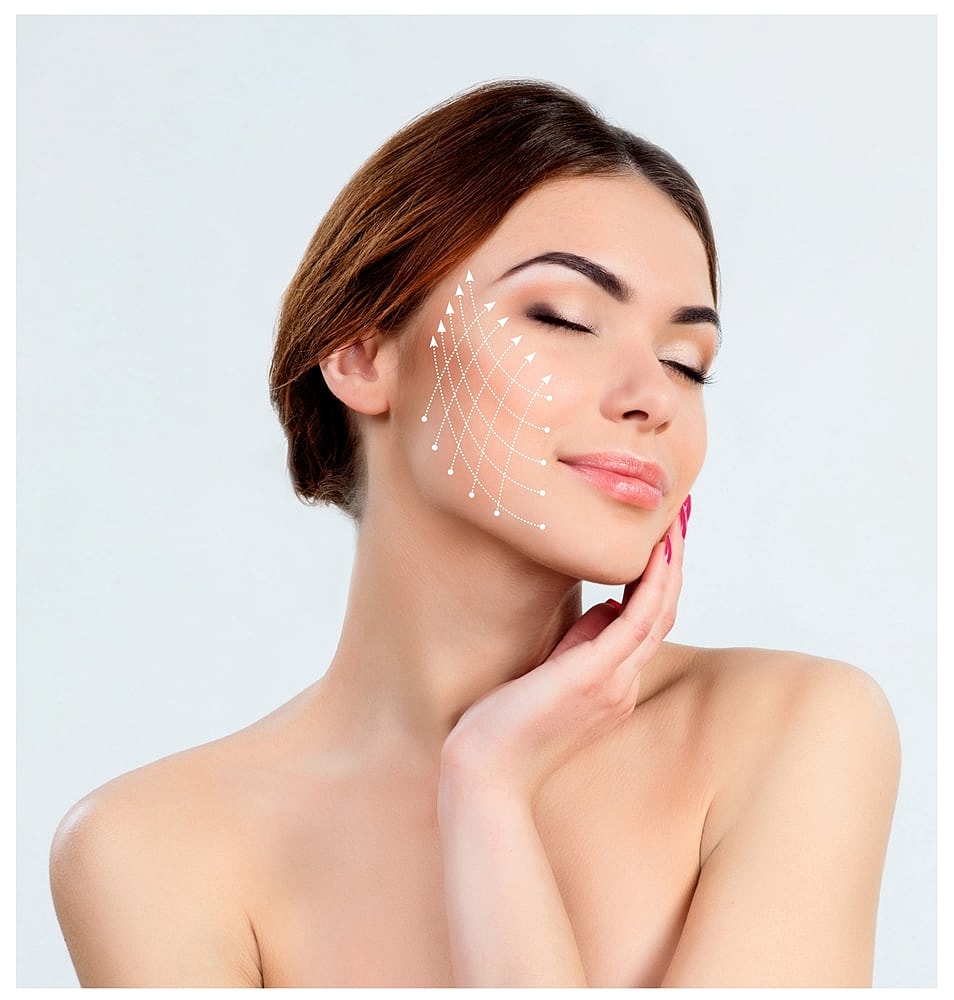 provider marking cheek areas for thread lift