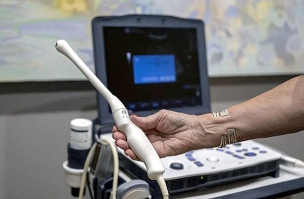 Dr. Becht of HRC Fertility reveals study about fertility anxiety at age 23.