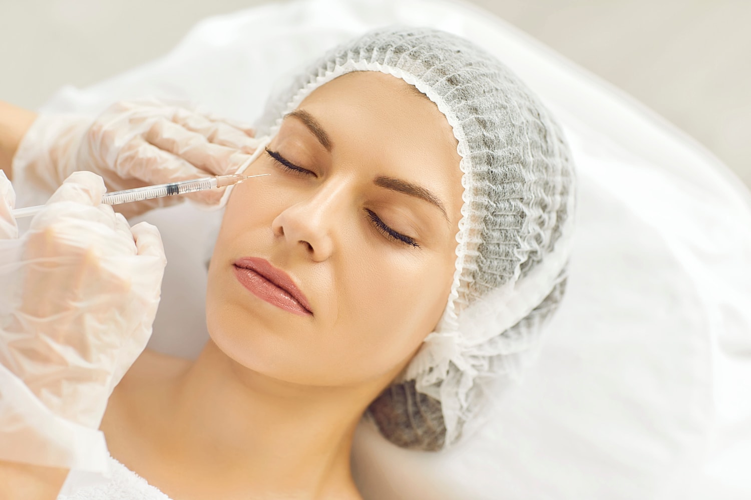 Under Eye hollowness & Dark Circle Treatment in Garden City
