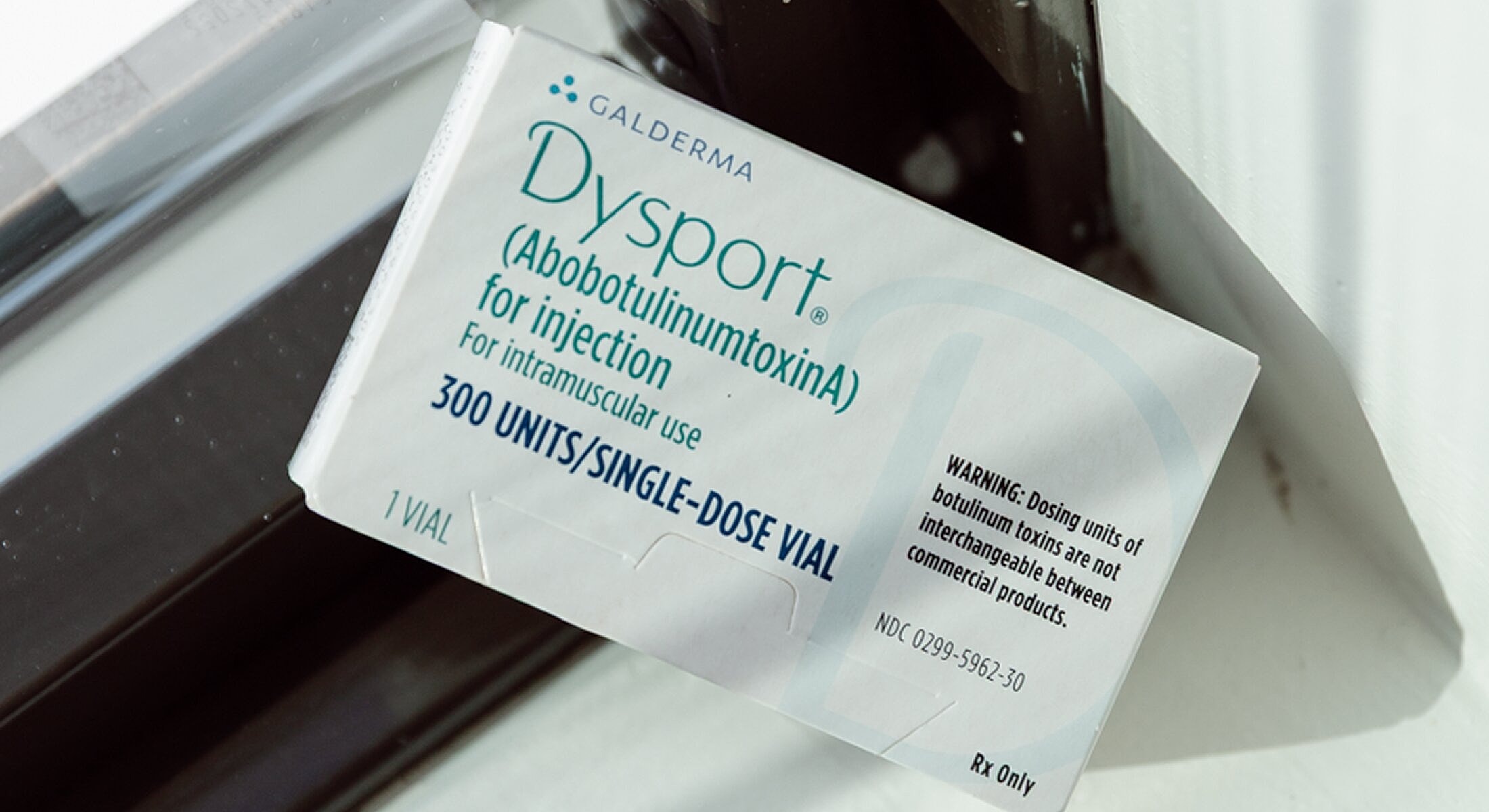 Dysport injection vial packaging for intramuscular use