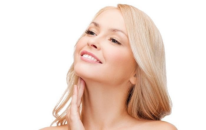 Ditch the Dreaded Double Chin With Kybella