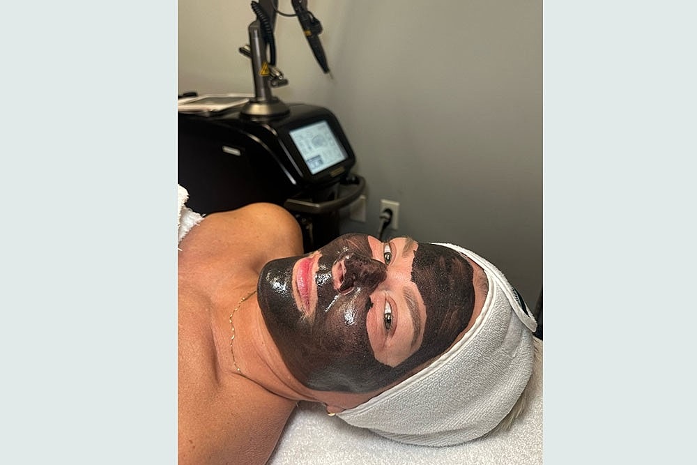 RESURFACE LAST YEAR AWAY NEW YEAR BETTER SKIN - Image 9