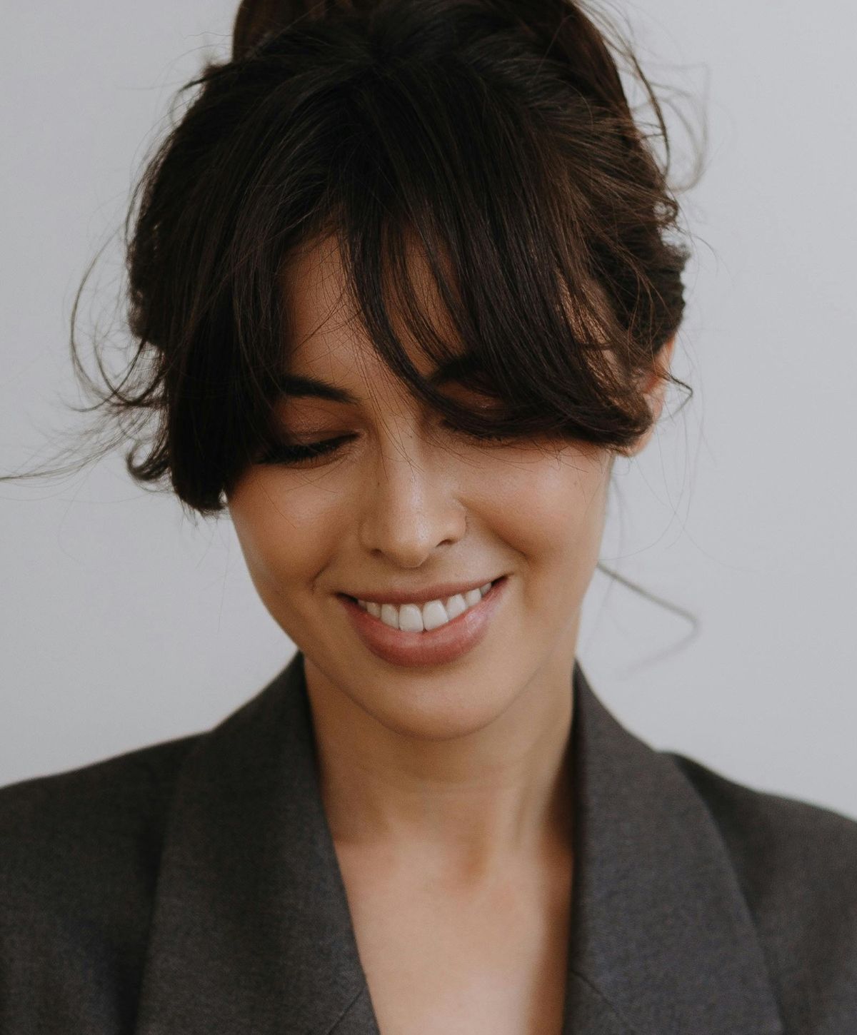 Portrait of a woman with natural makeup.