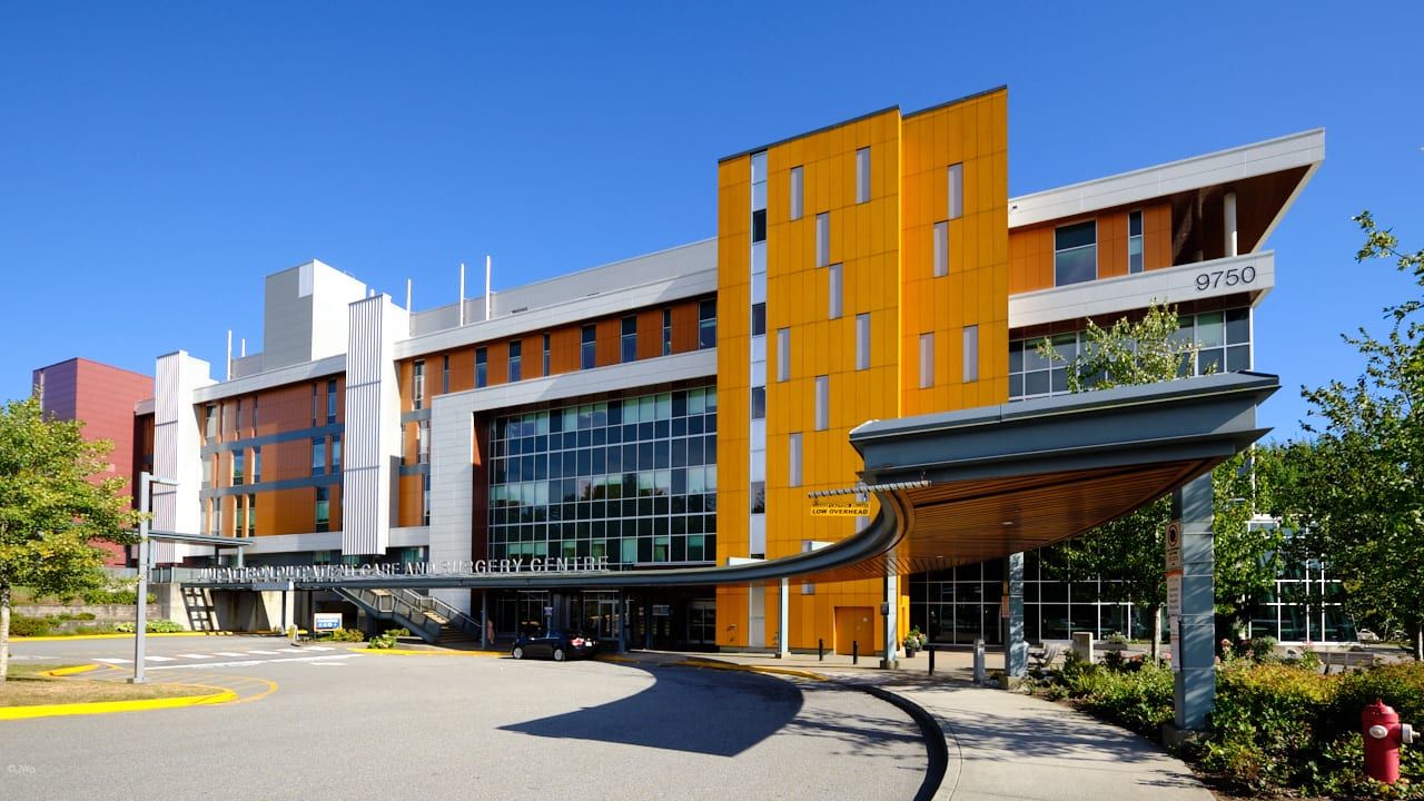 Jim Pattison Outpatient Care And Surgical Centre front during the day